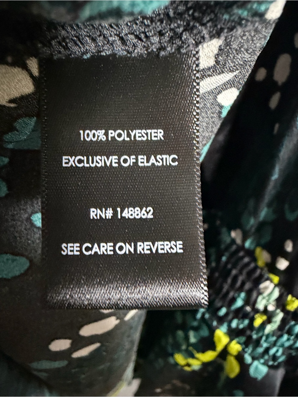 torrid 4 Green & Black Printed Wrap Satiny Blouse 4X - Picture 4 of 10